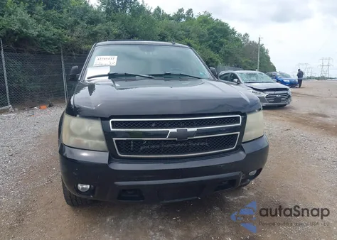 2007 Chevrolet Suburban 1500 Ltz from USA, damaged, VIN 1GNFK16307J159317